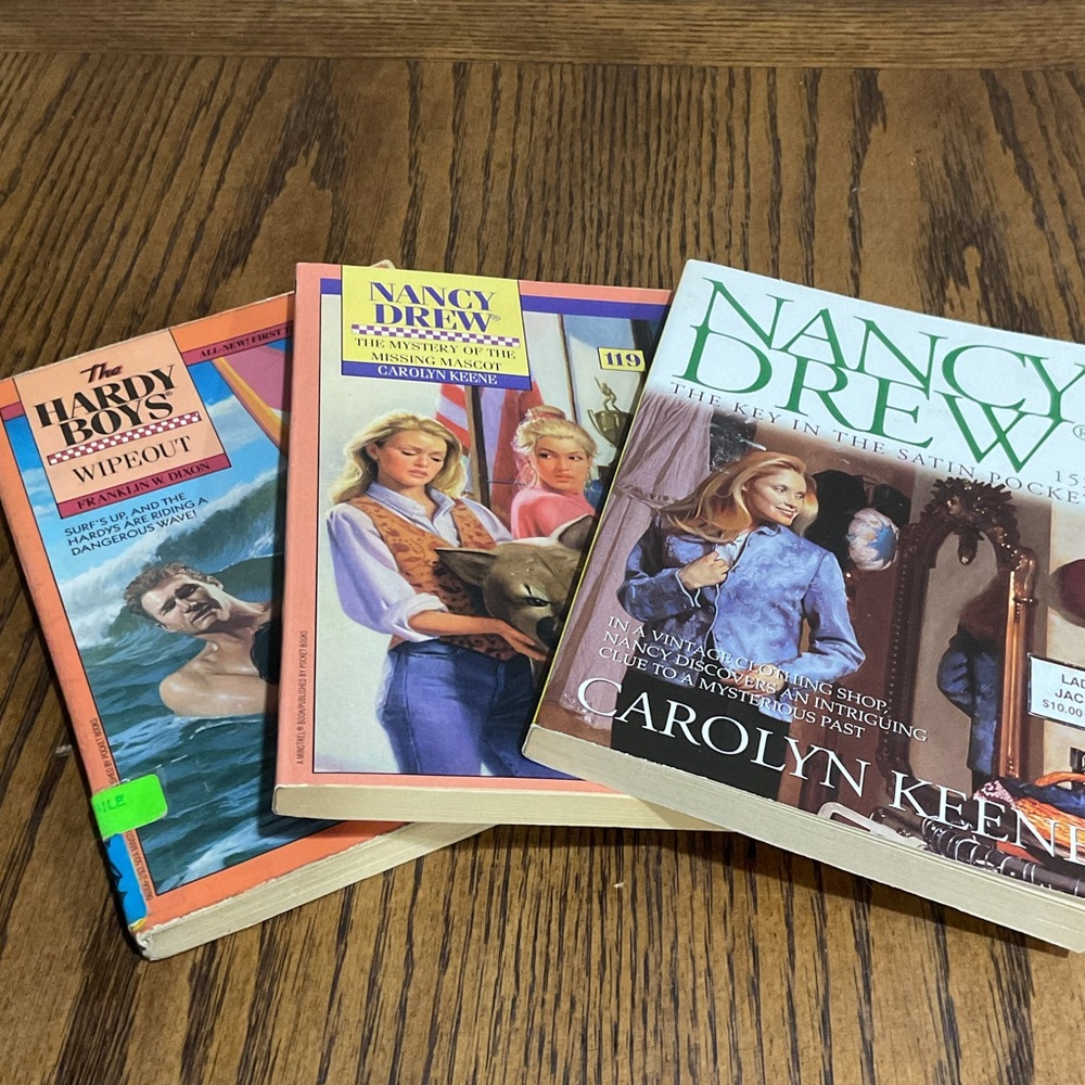 2 Nancy Drew and 1 Hardy Boys Mystery Book Set